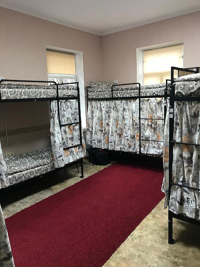Хостел Тихий Дворик Харків Екстер'єр фото